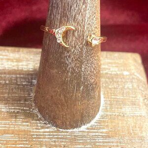 🌙✨ Celestial Moon & Star Ring – Adjustable Gold Tone with Crystals ✨⭐